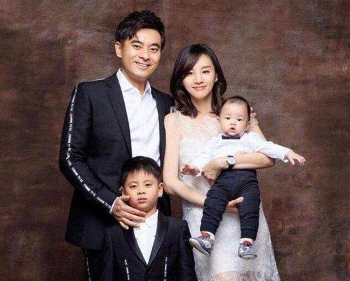 何润东与妻子曾长达16年的异地恋：每年见面不到俩月