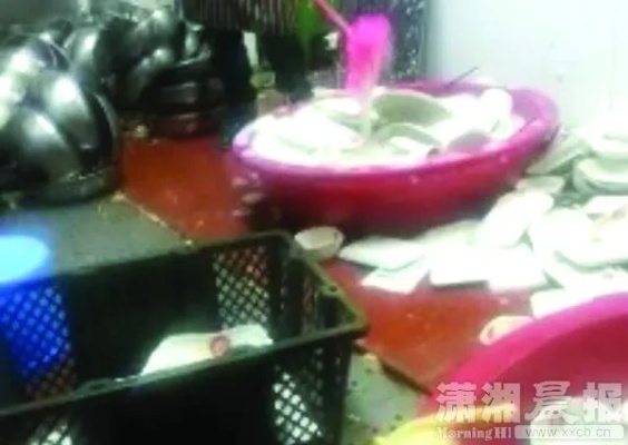 某茶楼保留跑男团剩菜残羹 回应：本想供粉丝打卡