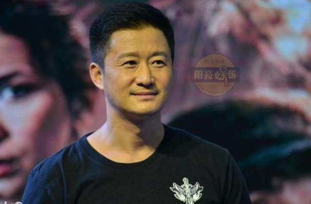 吴京"按脸留坑"网友担忧健康!本人回应:身体还不错 吴京"按脸留坑"网友担忧健康!本人回应:身体还不错