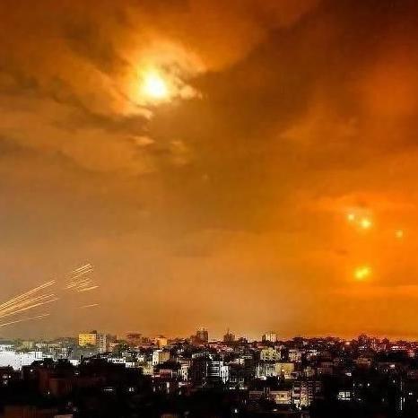 突袭第三季独家攻略，2026新英雄梯度、通关阵容、资源速刷全解析（附实战案例）