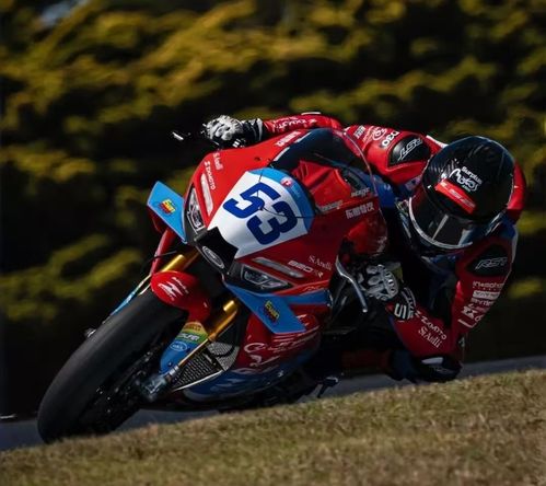 中国摩托首次！张雪机车WSBK碾压夺冠 公司融资估值超10亿元