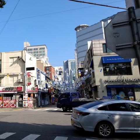 韩国网友偷广州街景图称是首尔！公交车写着广州公交