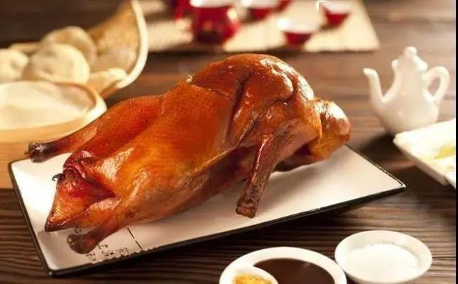 鸭店类型大盘点，从北京烤鸭到衢州卤鸭，怎么选才匹配聚餐/解馋/加盟需求？
