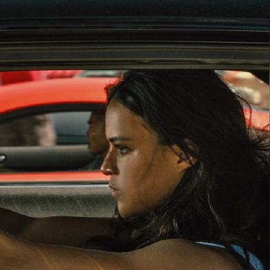 《生化危机》两大男神体型差异引热议 肌肉量夸张