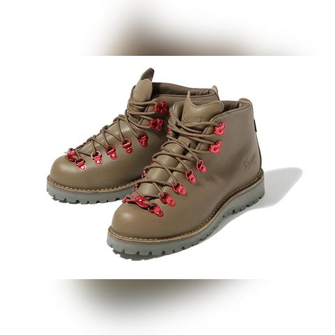 好评合作登山游戏《PEAK》更新上线 自动存储功能实装