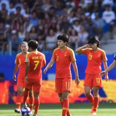 被遗忘的CG里程碑？拆解游戏IP跨媒介的败局与觉醒