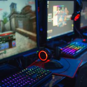 招商英雄联盟信用卡值得办吗？2026玩家专属权益、刷卡攻略及隐藏福利全揭秘