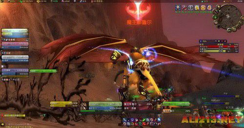 2026魔兽保卫者的战袍怎么拿？全版本适配+服务器选择+绝版触发避坑指南