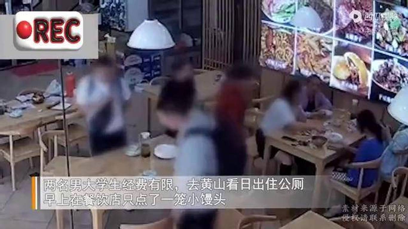 靠男子连续5年吃2101次粤菜馆逻辑 我挑游戏服务器/版本3年零踩坑